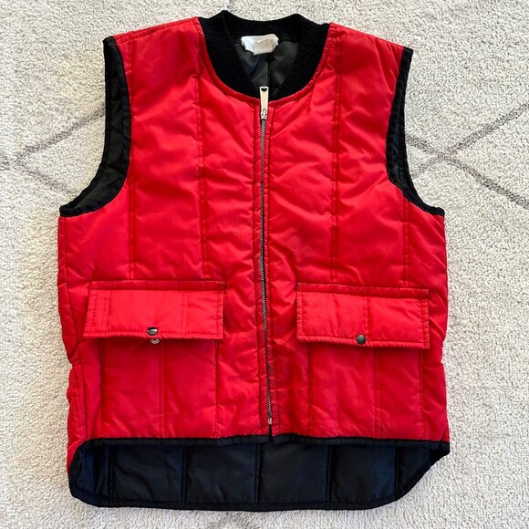 80s Men's Hollofil Red Insulated Quilted Zip Front Pocketed Work Vest Sz Medium - Picture 1 of 9